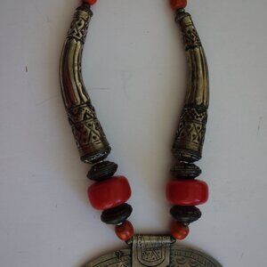 Vintage Necklace with Carved Stainless Metal & Coral/Orange Beads Length 12"